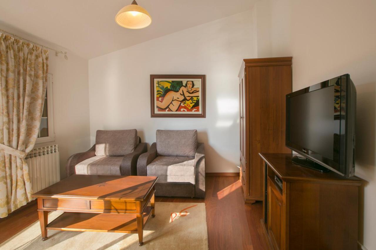 Royal Holiday Apartments スヴェティ・ステファン エクステリア 写真