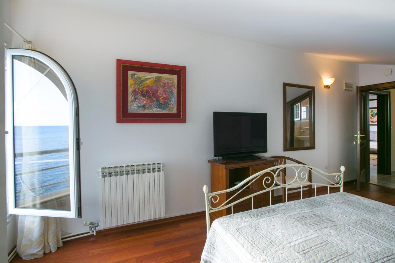 Royal Holiday Apartments スヴェティ・ステファン エクステリア 写真