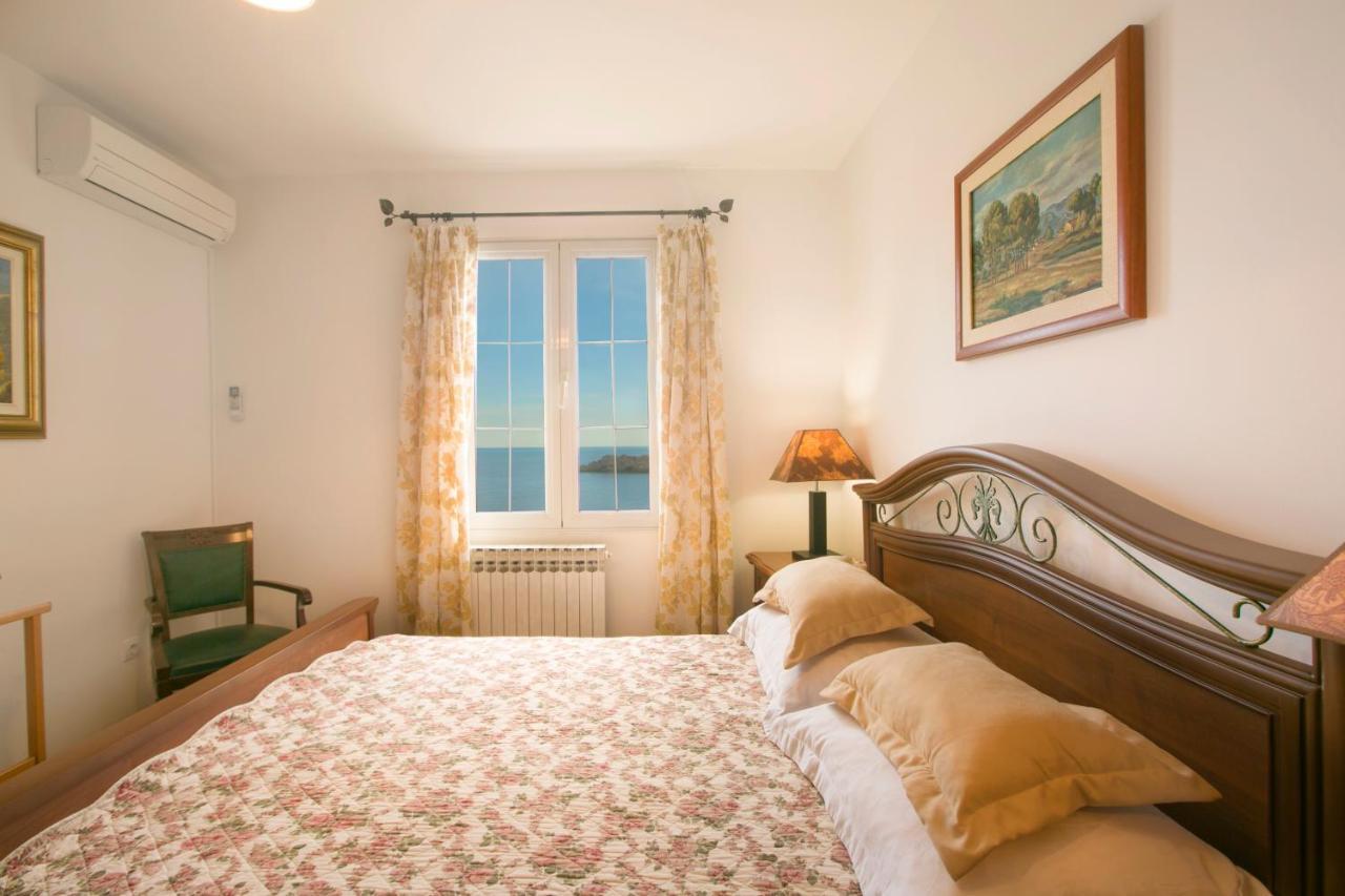 Royal Holiday Apartments スヴェティ・ステファン エクステリア 写真