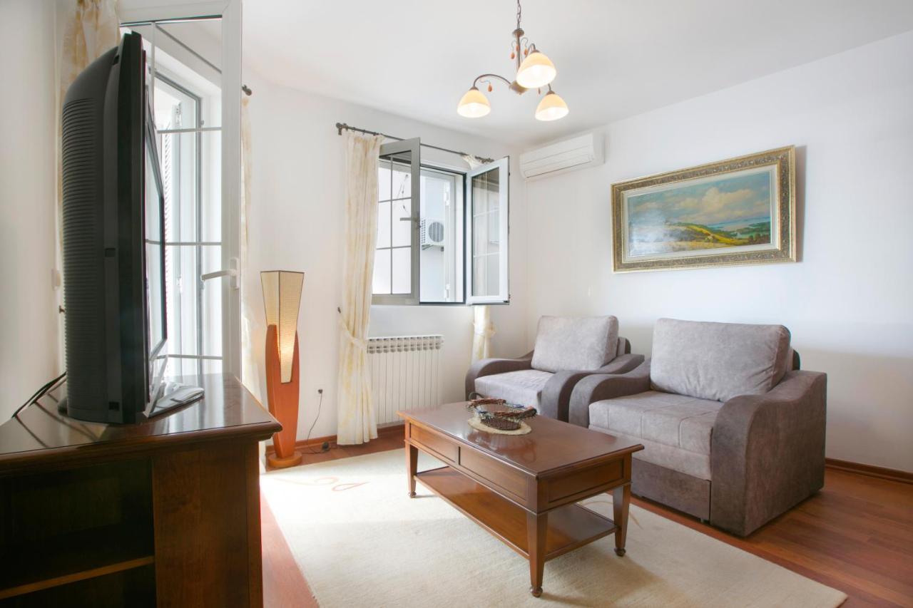 Royal Holiday Apartments スヴェティ・ステファン エクステリア 写真